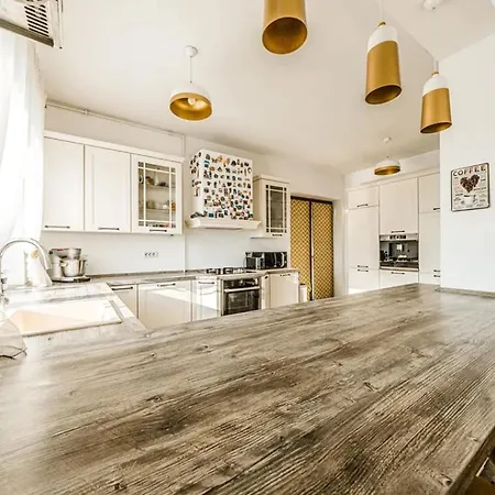 7 Penthouse