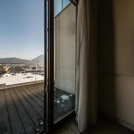 7 Penthouse